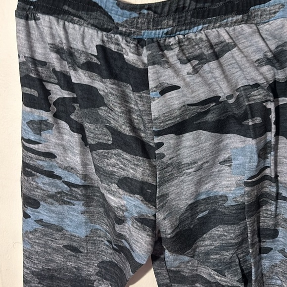 Terez blue camo jogger sweats - Picture 6 of 6